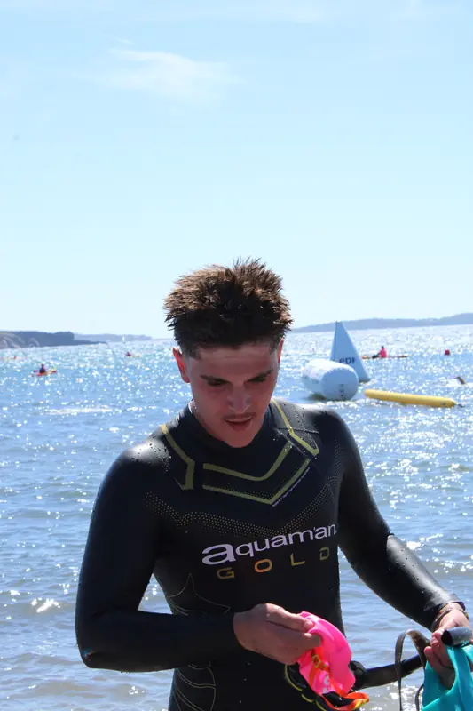 Relais 3 × 300 m — Six Fours Swim Cup 2026